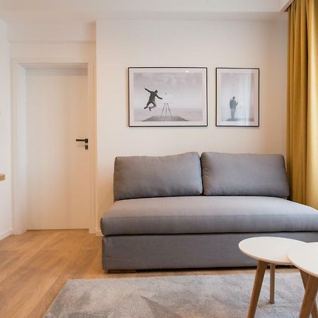 Arbans Elegant Apartment In The City Center Bucharest Exterior photo