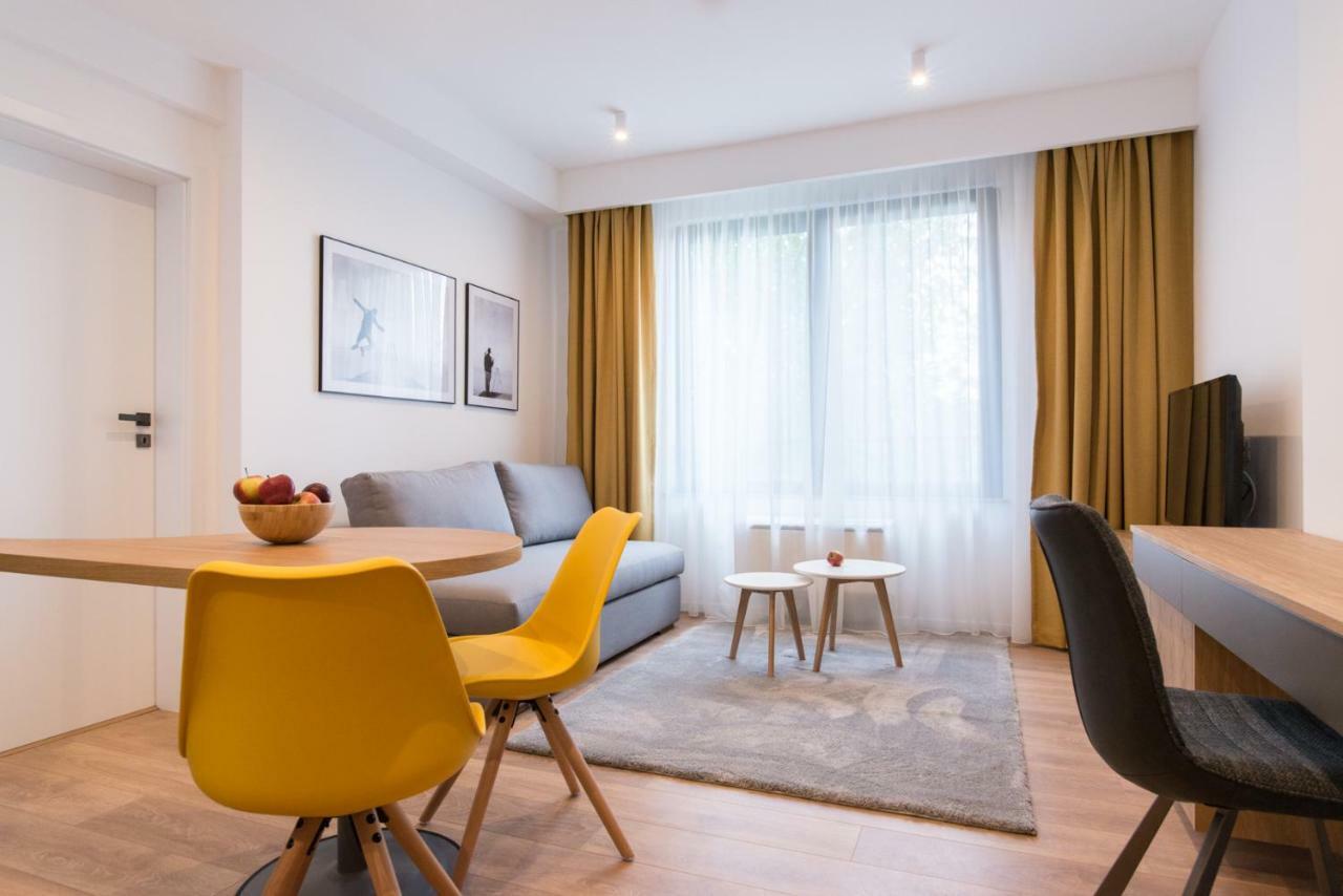 Arbans Elegant Apartment In The City Center Bucharest Exterior photo
