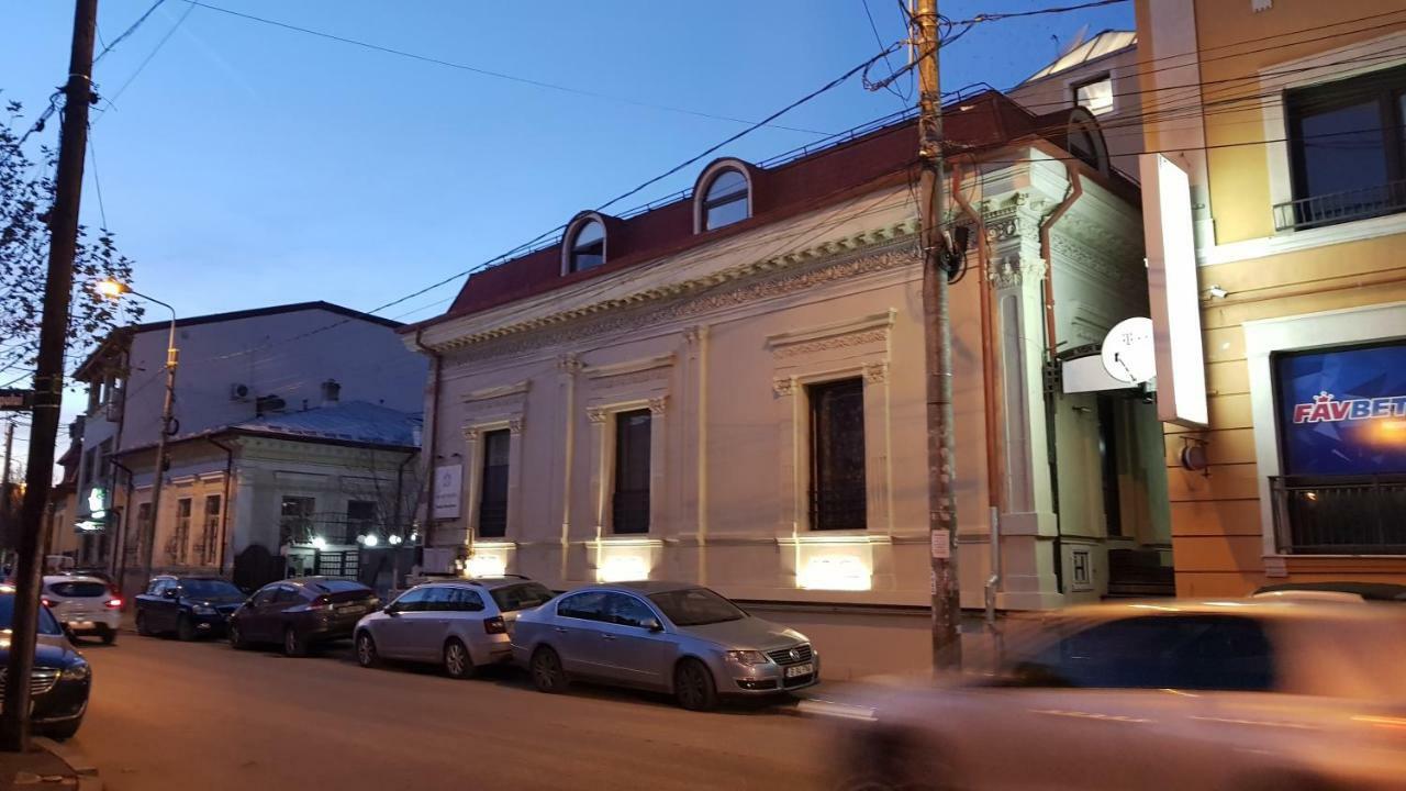 Arbans Elegant Apartment In The City Center Bucharest Exterior photo