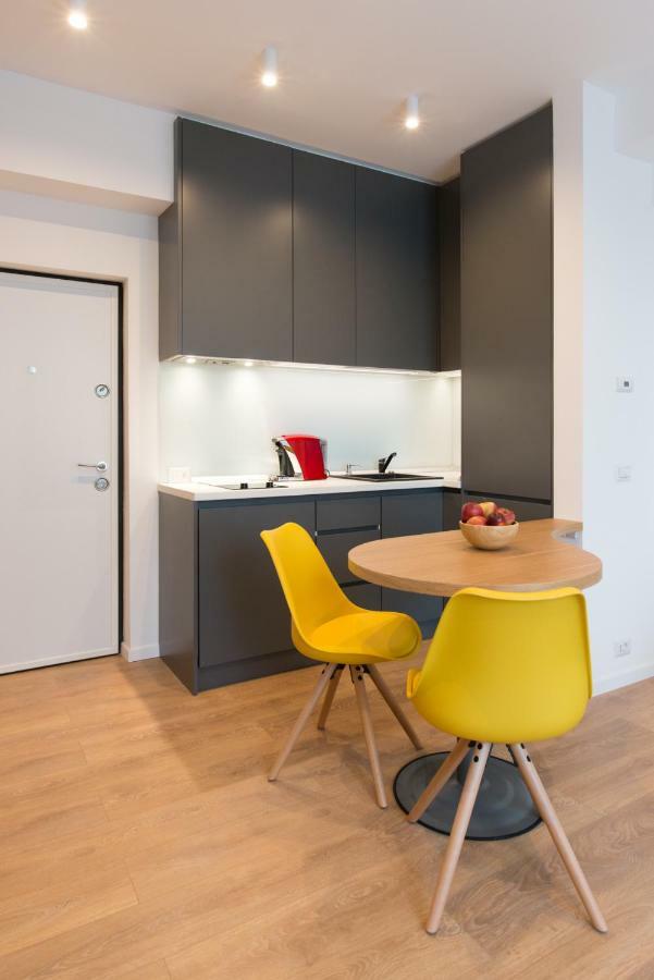 Arbans Elegant Apartment In The City Center Bucharest Exterior photo