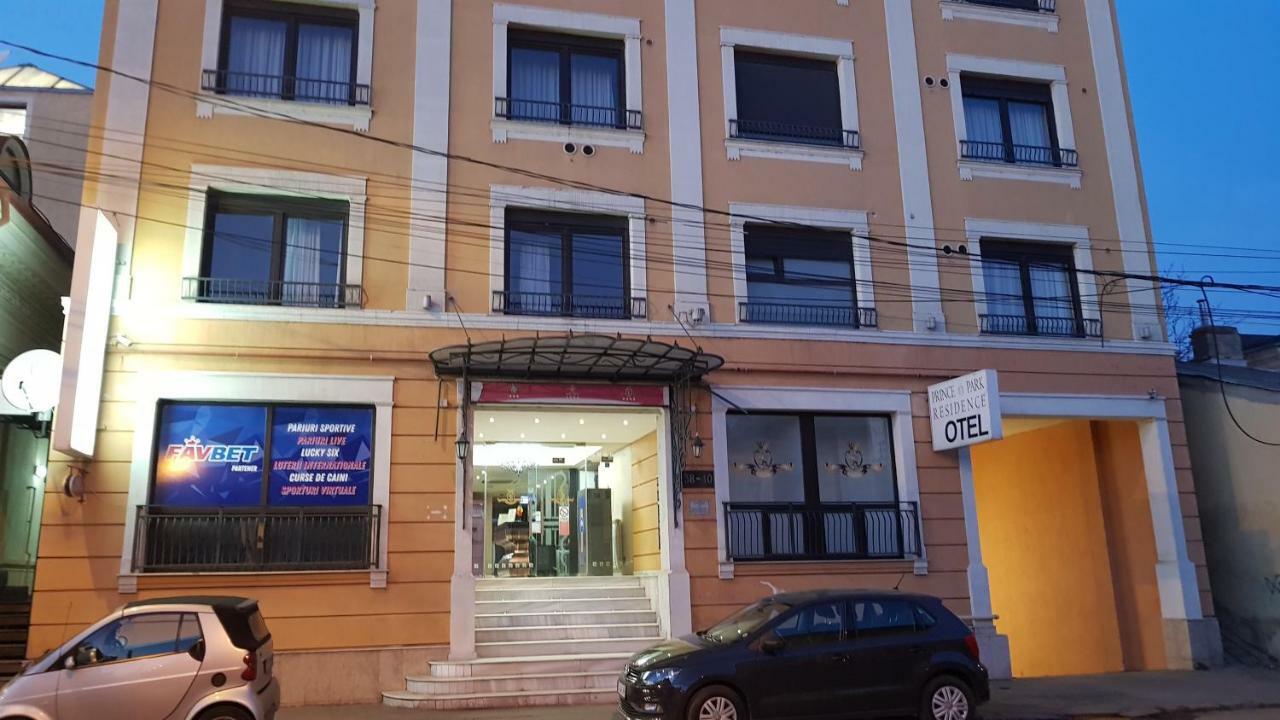 Arbans Elegant Apartment In The City Center Bucharest Exterior photo